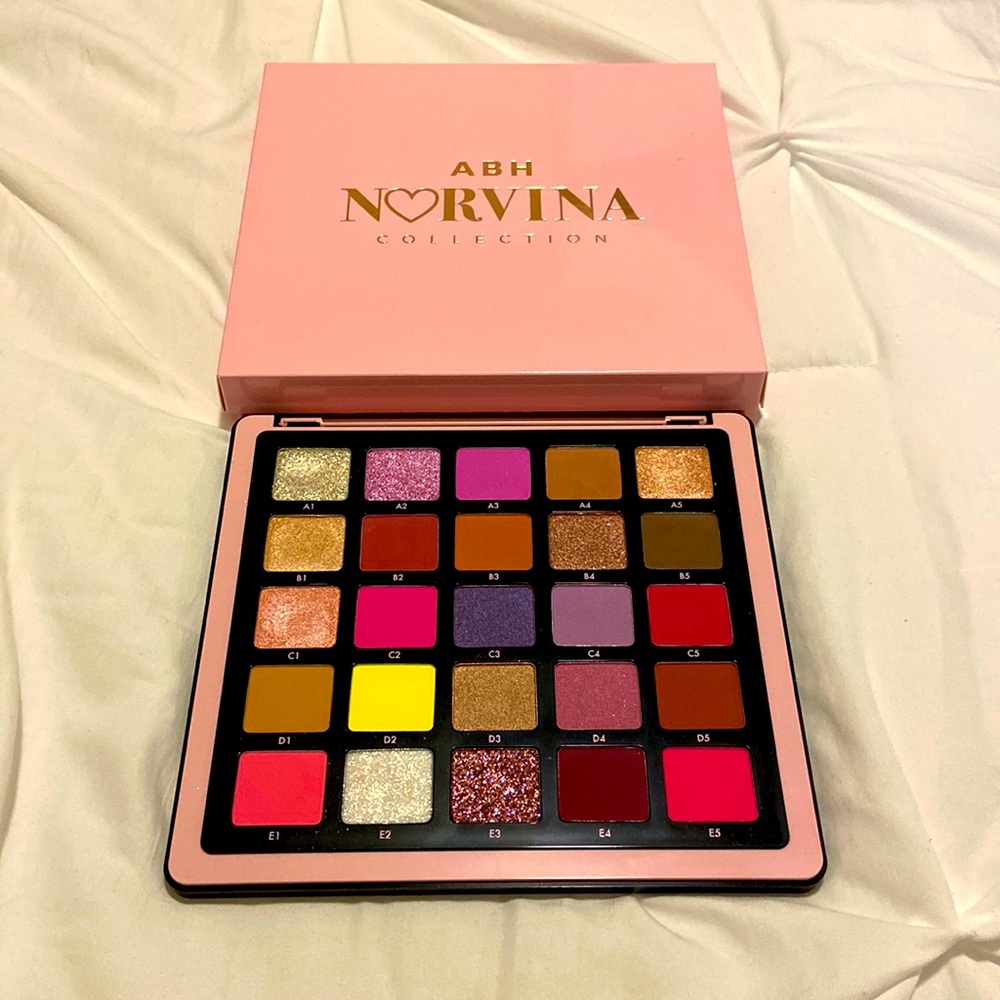 ABH Norvina Pro Pigment Palette Vol. 4 💗